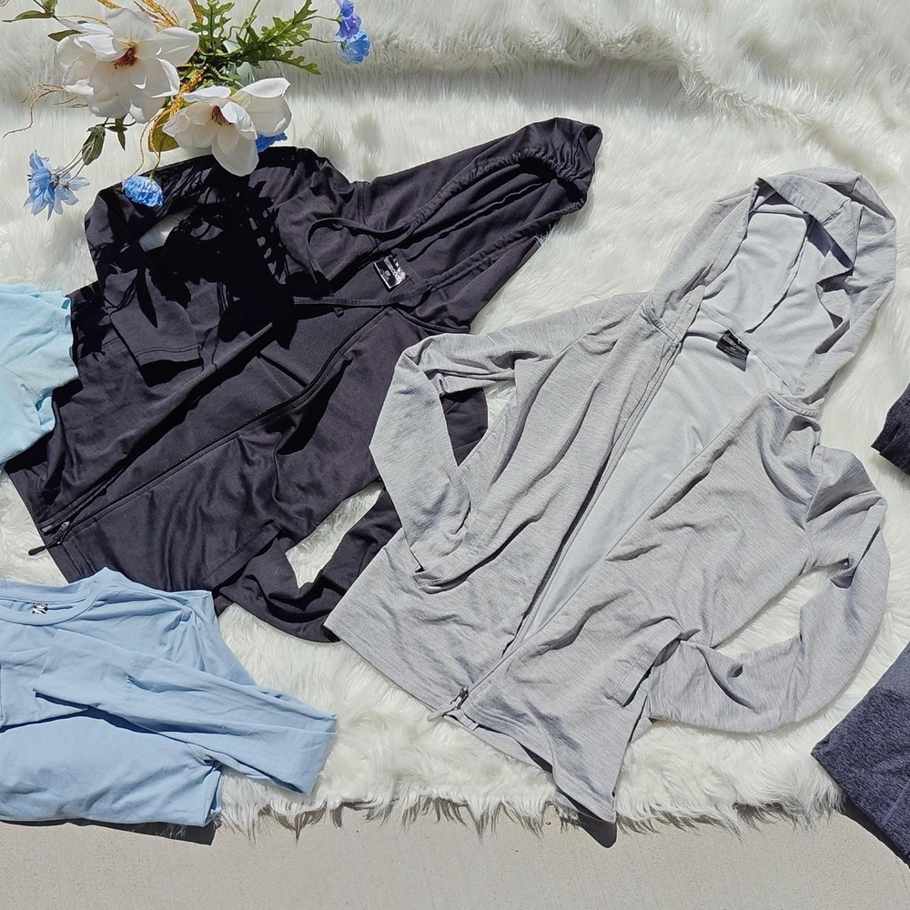 Light Gray Hooded Zip-Up Jacket